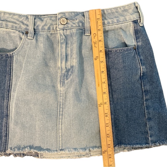 Pacsun Skirt Women’s 25 Blue Two Tone Denim Mini Frayed Boho Hippie Y2K - Picture 6 of 7